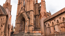 Descubre la magia de Zacatecas en sus ciudades, pueblos y sitios históricos.