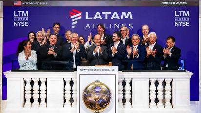 Latam Airlines celebró su regreso a la Bolsa de Nueva York.