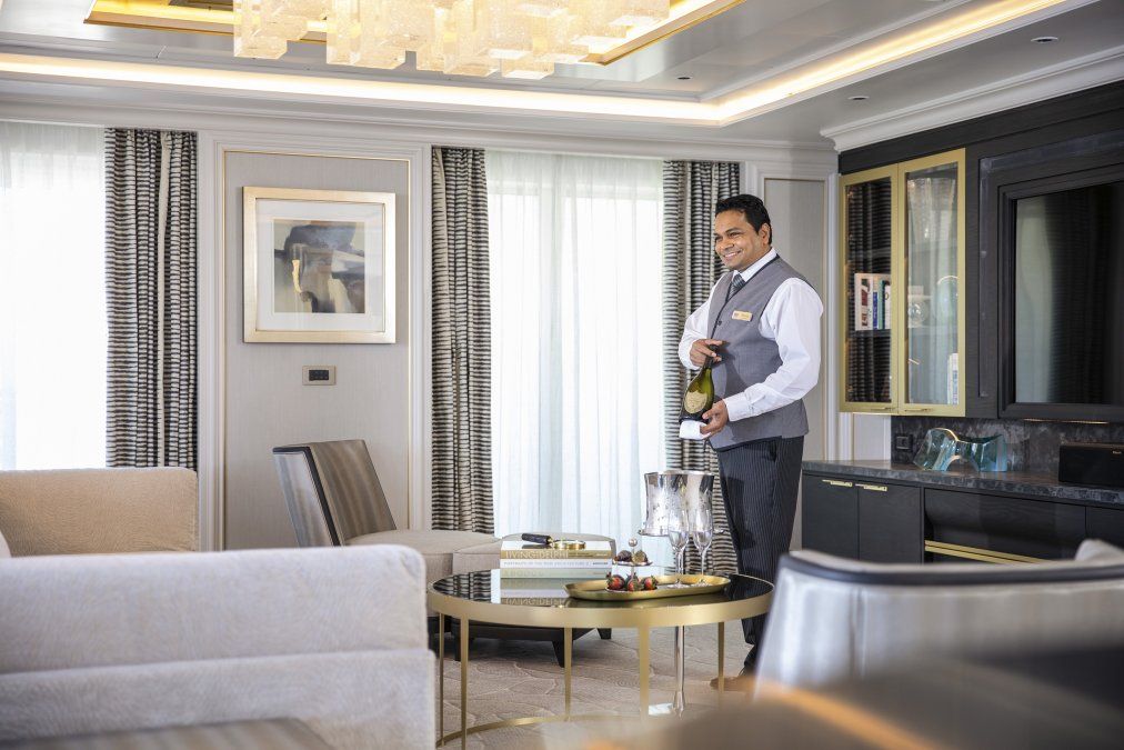 Mundial de Cruceros: Regent Seven Seas brinda servicio de asistente dedicado a cada suite y mayordomo para las categorías Penthouse y superiores.