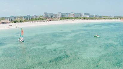 Las bellezas de Cuba se disfrutan más en alojamientos que agregan al viaje un toque único y especial.