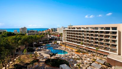 Vista exterior del hotel Aubamar en Playa de Palma.
