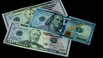 El dólar superó la barrera psicológica de los $900 por algunos momentos.&nbsp; 