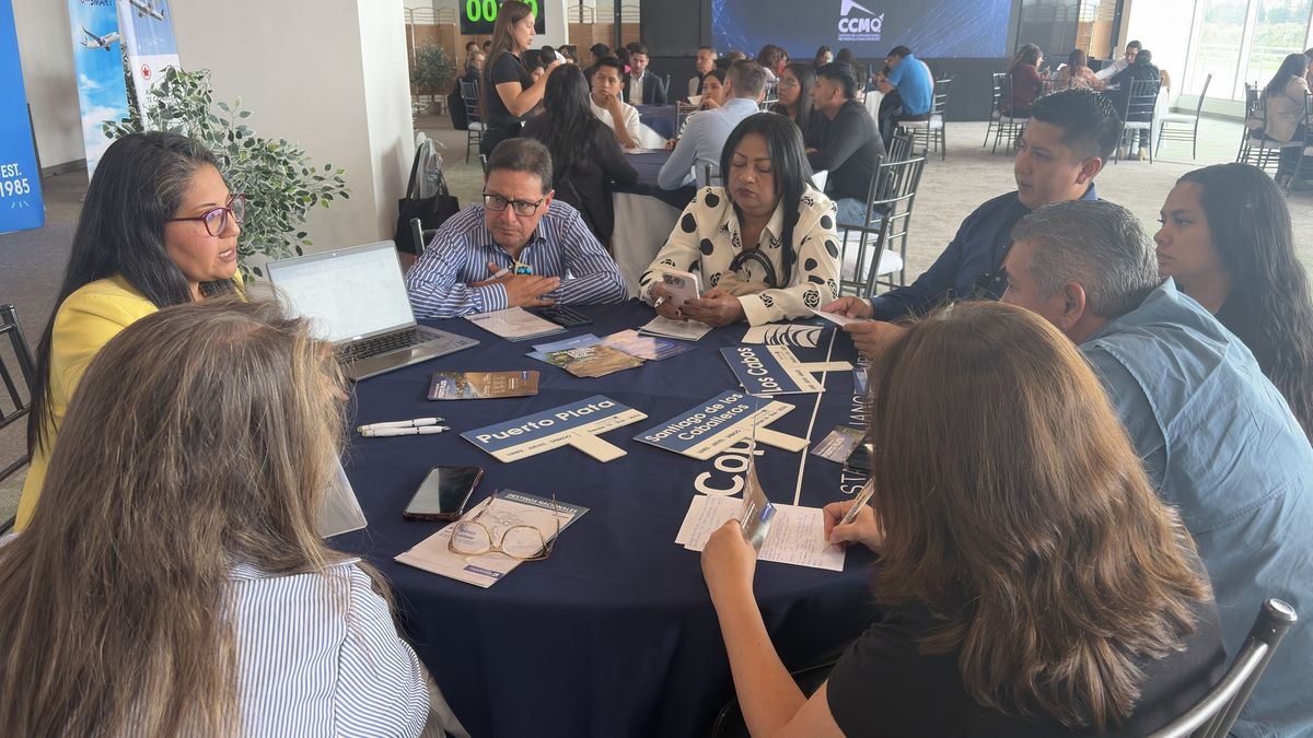 Rueda de negocios de Polimundo en Quito. Mesa de Copa Airlines.