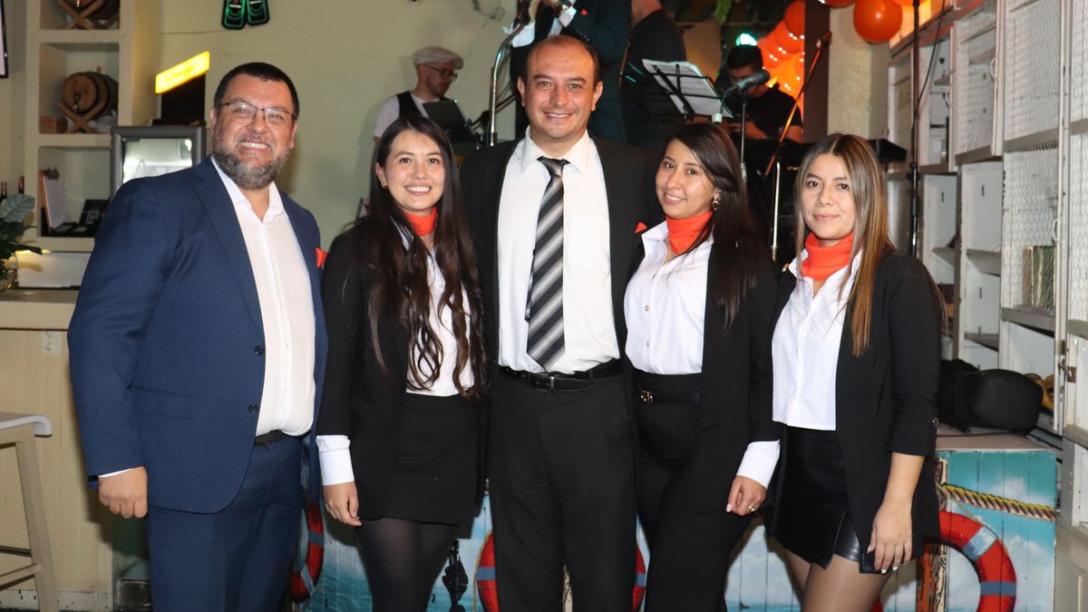 Equipo de Yanolja Go Global durante su evento organizado en Bogotá.   