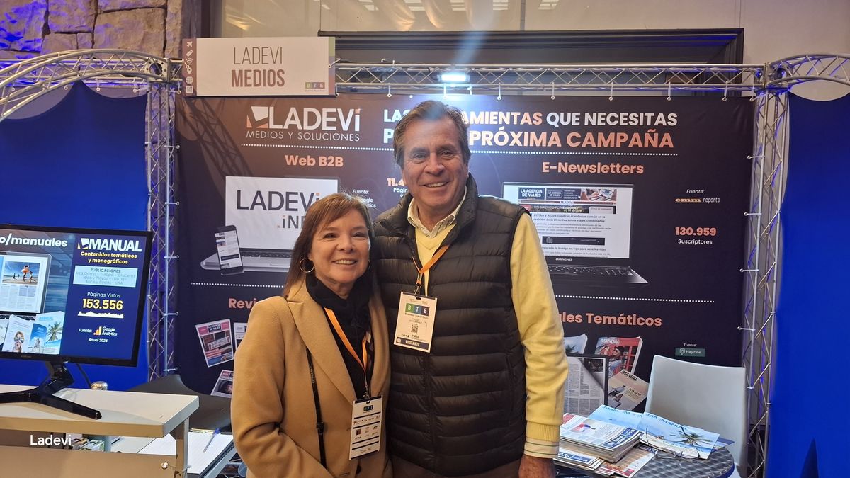 Representantes de Aerolíneas Argentinas y Via Club. 