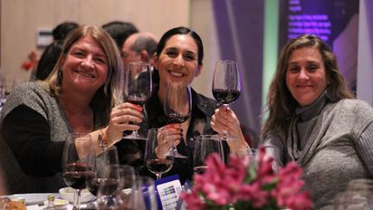 Latam reunió a agencias de viajes para degustar los vinos de sus cabinas Premium.&nbsp;