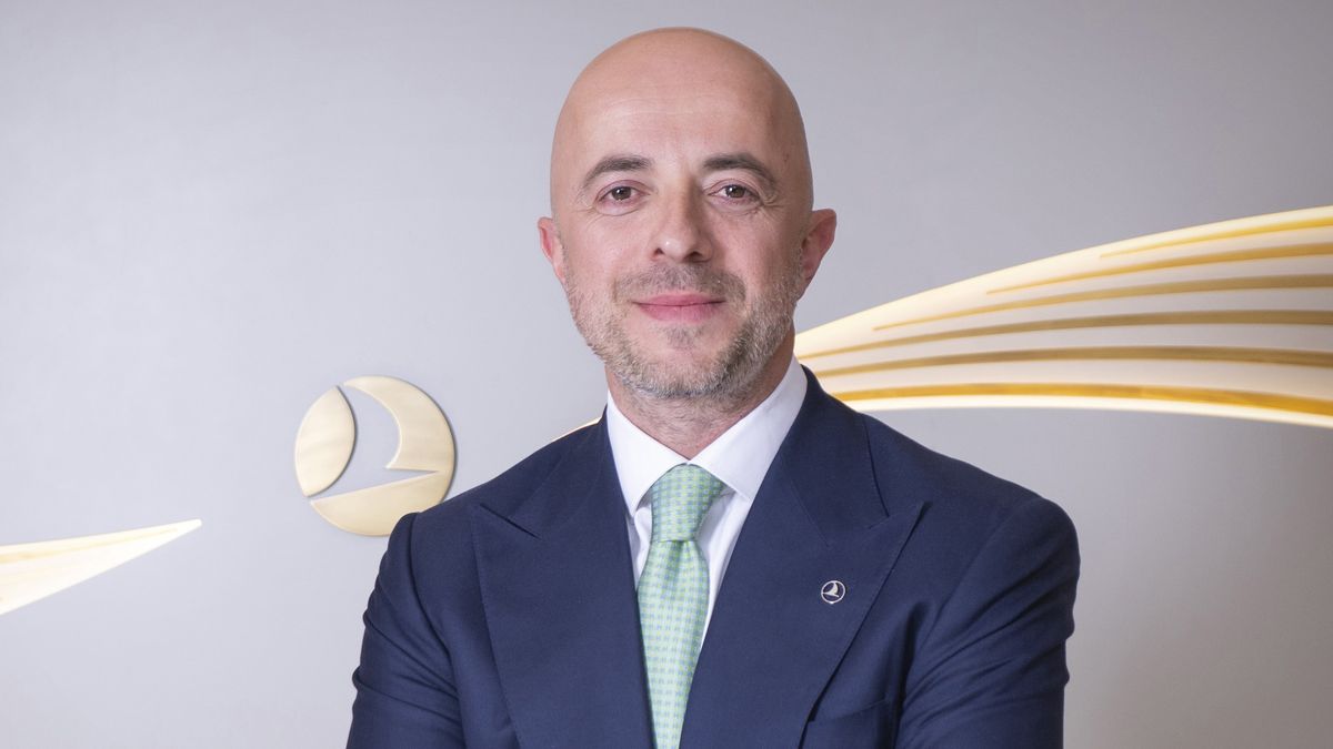 Ahmet Olmu&thorn;tur fue designado como director ejecutivo (CEO) de Turkish Airlines.