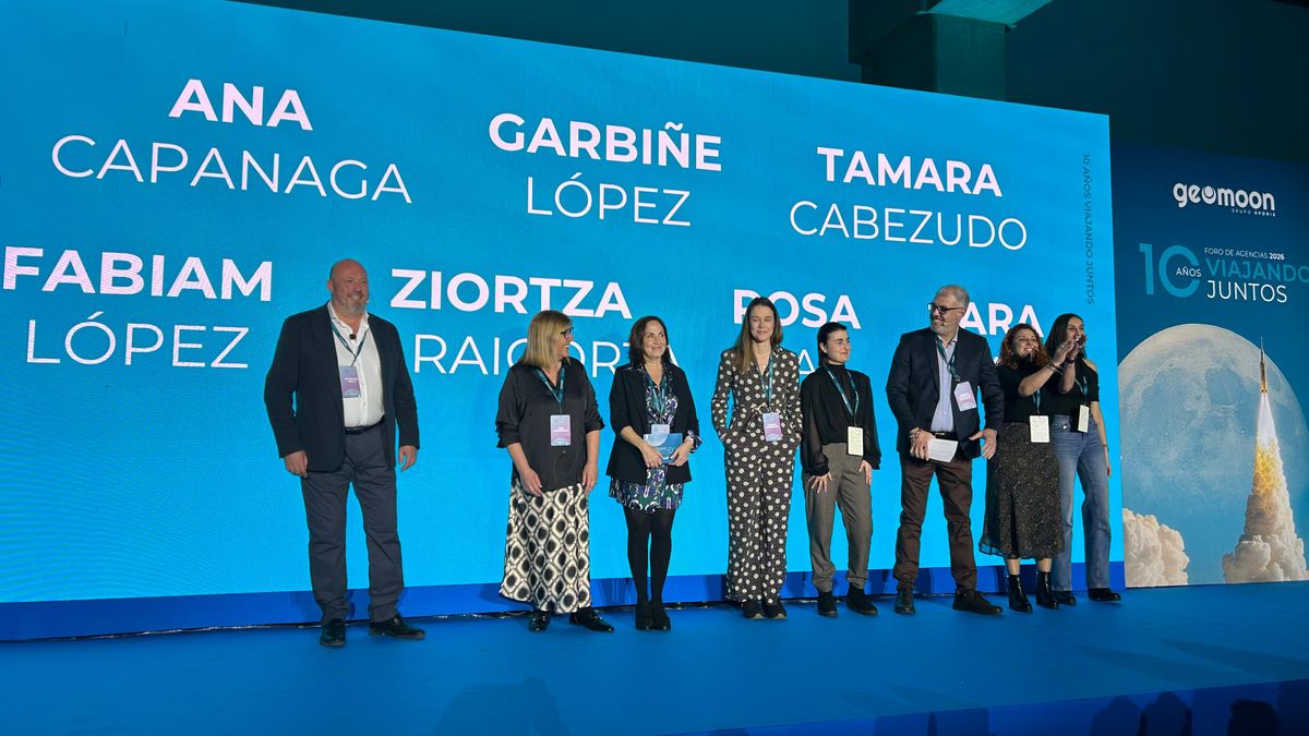 Equipo de Geomoon (Ávoris), encabezado por su director, Mariano Sola