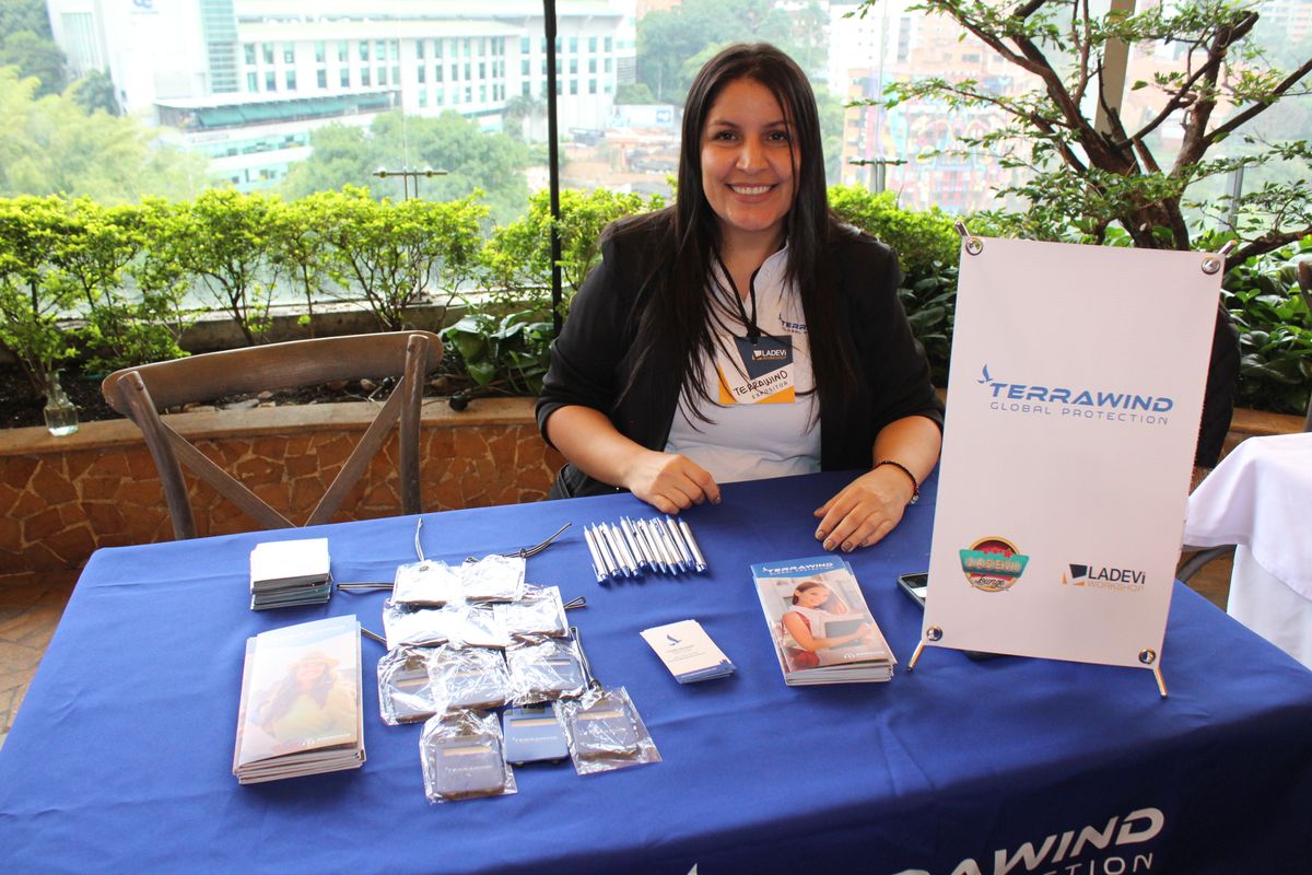 Representante comercial de Terrawind en Medellín.