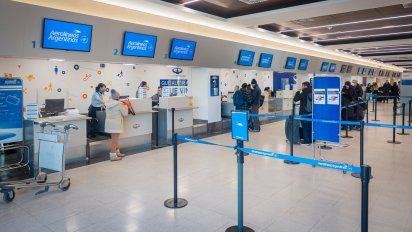 El sector de check-in en un aeropuerto.