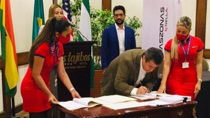 Nella Airlines tomó el control formal de Amaszonas