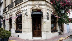 Nuevos Bares Notables de Buenos Aires: Café Rivas se encuentra en una de las esquinas más representativas de San Telmo.