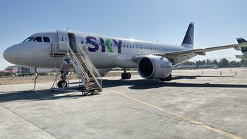 Sky Airline defendió bases de la subasta de vuelos entre Santiago y Lima realizada en octubre de 2023.