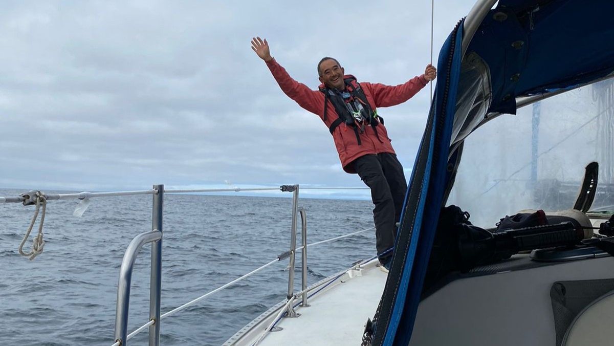 El viaje en velero al Archipiélago de Juan Fernández considera tres días y medio de navegación desde Valparaíso. 