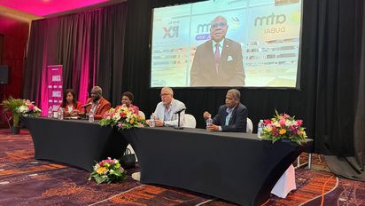 Inteligencia artificial: Ministro de Turismo de Jamaica, Edmund Barlett, (vía videoconferencia) se refirió al uso de la tecnología en la nueva etapa 3.0 que desarrolla la isla en la acividad