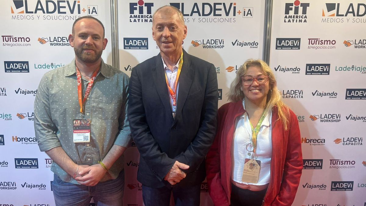Conexión Travel: Bruno Stolnicki, representante en Argentina; Marcelo Dor, CEO; Mary Fuks, directora de departamento de grupos