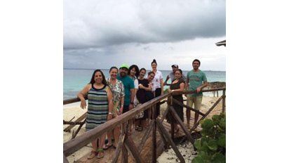 Primer viaje de familiarización para la prensa local