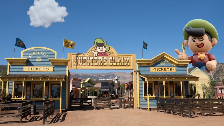 Siendo un set de filmación original de la nueva película Nope, Universal Studios Hollywood presenta esta atracción en el Studio Tour el 22 de julio. &nbsp;