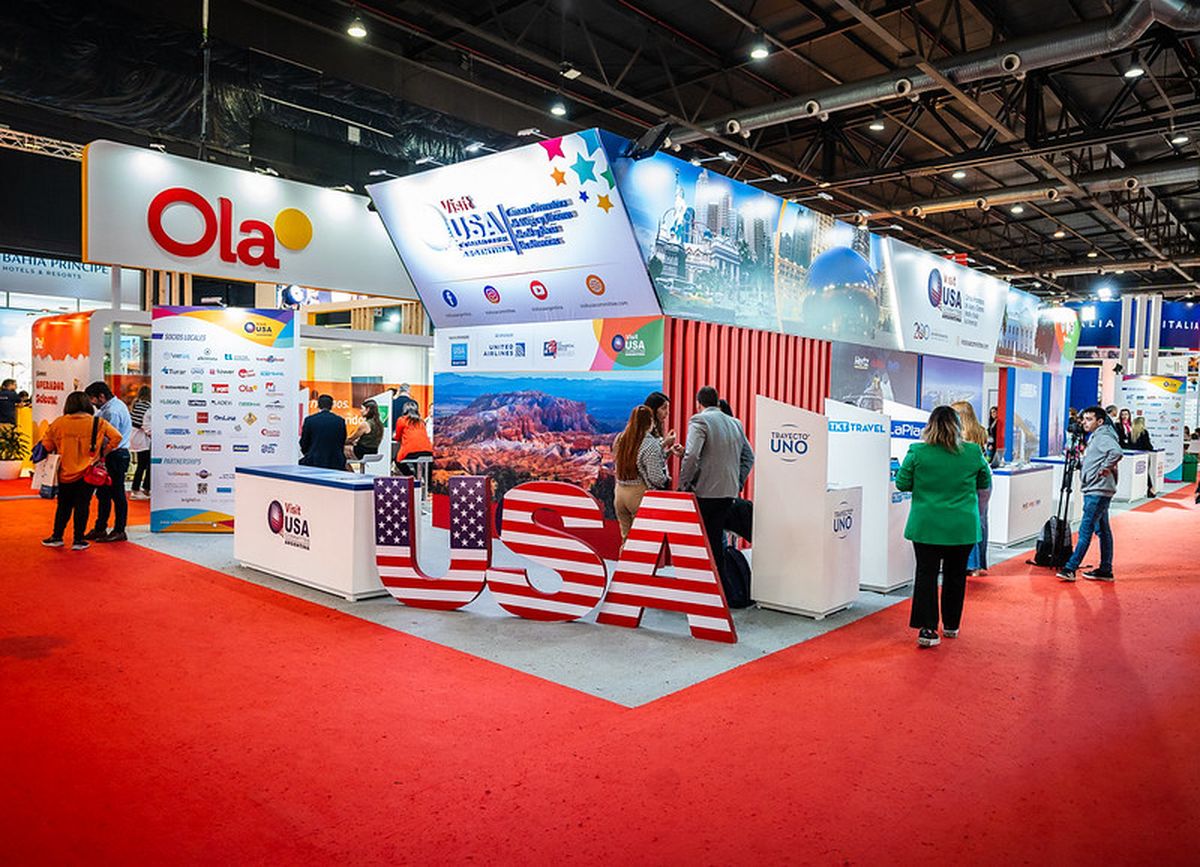 El Comité Visit USA Argentina plantó bandera en FIT 2023 con un amplio y colorido pabellón.