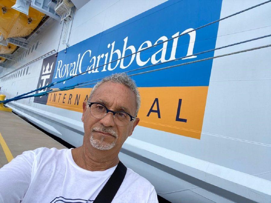 Jaime Rogel, director de Navitur By Pe-Tra, durante el recorrido a bordo del barco de Royal Caribbean.