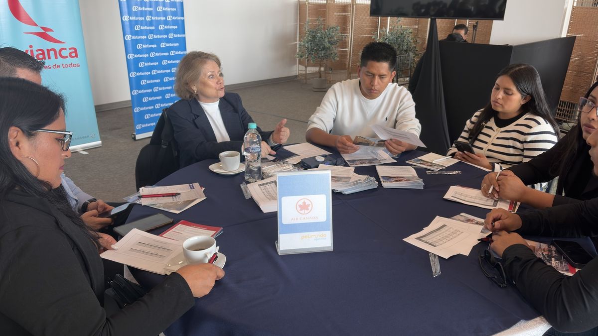 Rueda de negocios de Polimundo en Quito. Mesa de Air Canada.