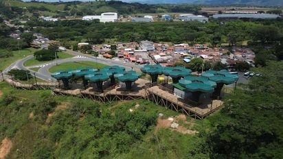 El Parque Mirador Las Cometas ofrece un panorama espectacular y un espacio único para explorar la belleza natural y cultural de La Virginia.