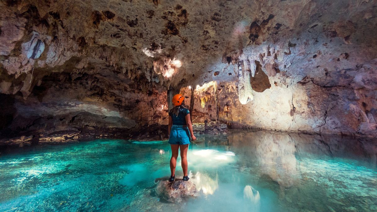 Destinos ideales para viajar y celebrar con playa, fiesta y comodidad.