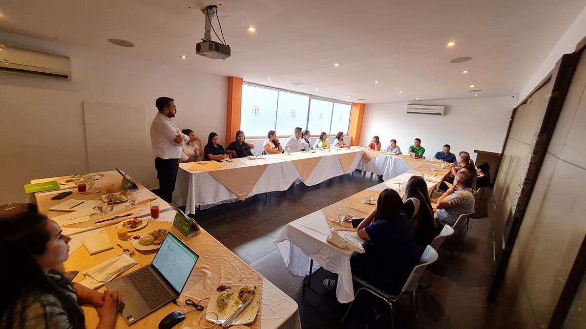 Assist1 con agencias de viajes y mayoristas de Pereira.