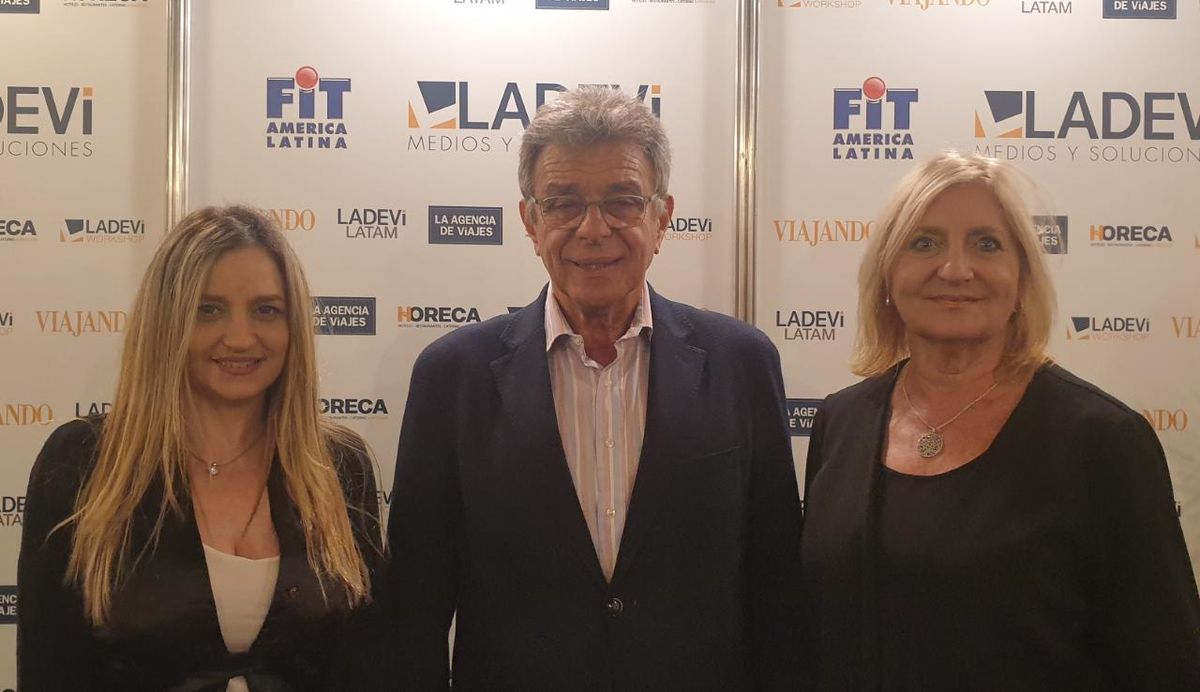 Yael Kaul, Abraham Kaul y Beatríz Cybel, de Taiar.