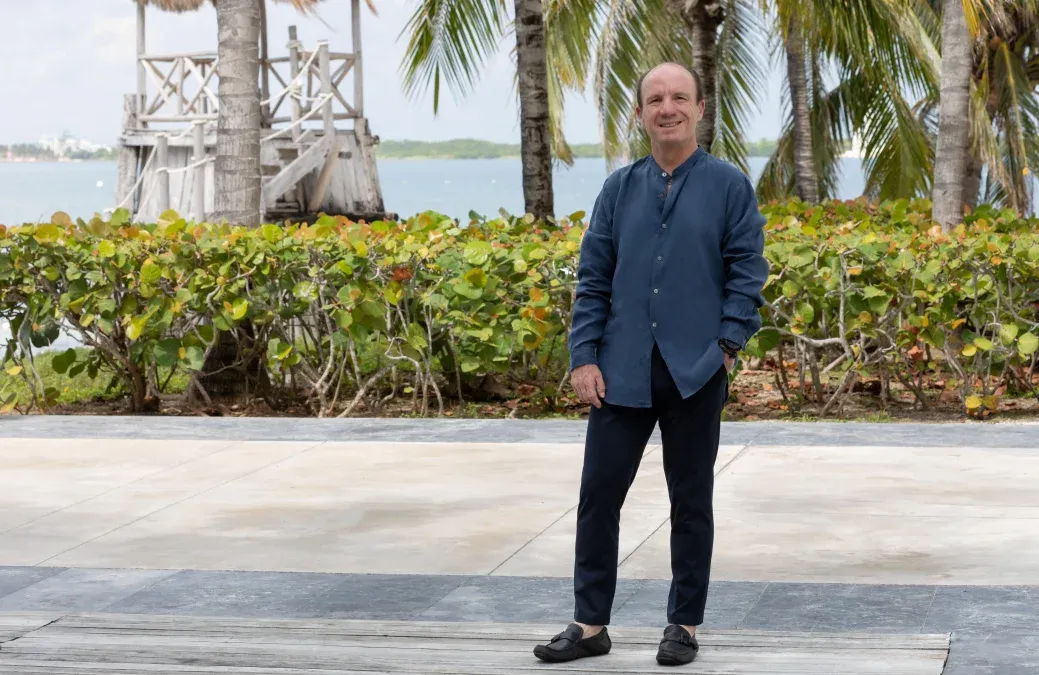 El CEO del corporativo turístico de Grupo Brisas, Antonio Cosío Pando, aseguró se comunicó con el presidente para compartirle los esfuerzos en pos de la reactivación de la región.