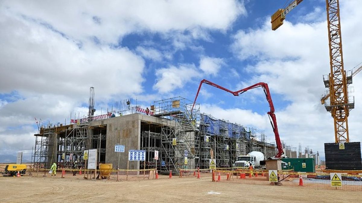 La construcción de la pista de aterrizaje del Aeropuerto de Chinchero iniciará en setiembre. - Ladevi Medios y Soluciones La construcción de la pista de aterrizaje del Aeropuerto de Chinchero iniciará en setiembre.