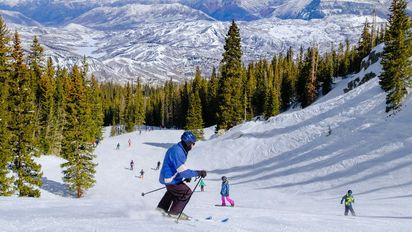 Ni la Patagonia ni los Alpes: este es el destino de nieve top que combina arte y naturaleza