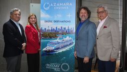 Mauricio Materon, gerente general de Discover America Marketing; Carlos Herrero, director de Ventas para América Latina y el Caribe de Azamara Cruises; y Orlando Materon, director de Ventas de Discover America Marketing.