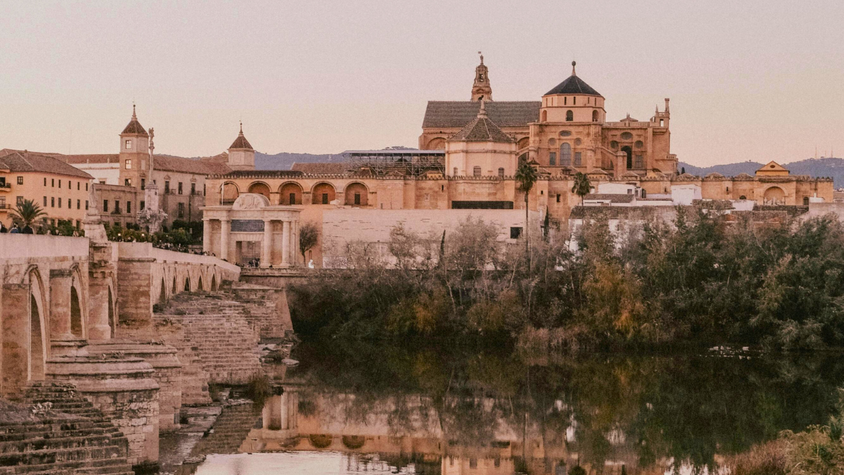Durante mucho tiempo en Córdoba convergieron las religiones cristiana, judía y musulmana.