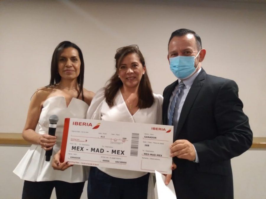 Volando Viajes sorteó pasajes con Iberia y la asistencia médica de MAS Servicios.