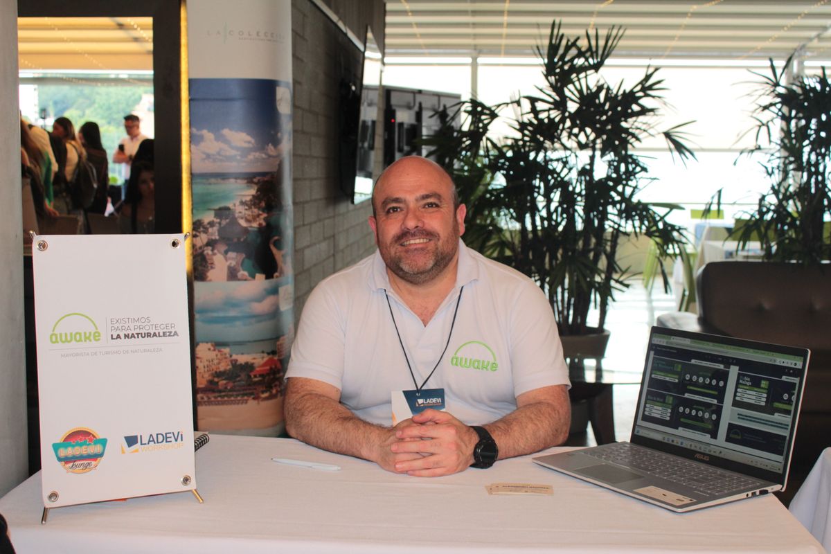 Alejandro Ramírez, líder de mayoreo de Awake Travel.