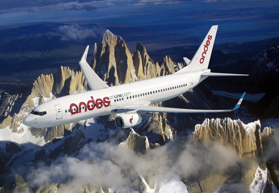 Uno de los Boeing B-737/800 que incorporó Andes Líneas Aéreas en 2017, similares a los que operará en este 2022.