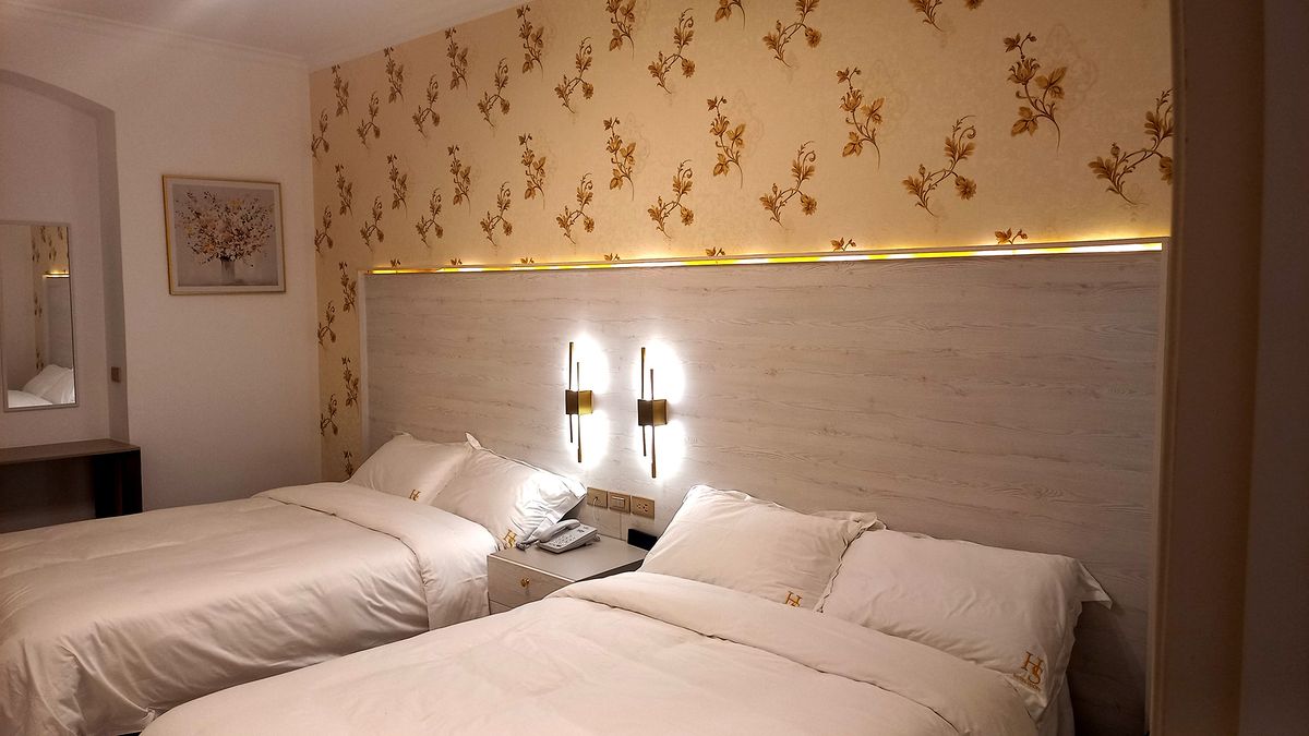 Habitaciones del Hotel Sucre, ubicado en el Centro Histórico de Quito.