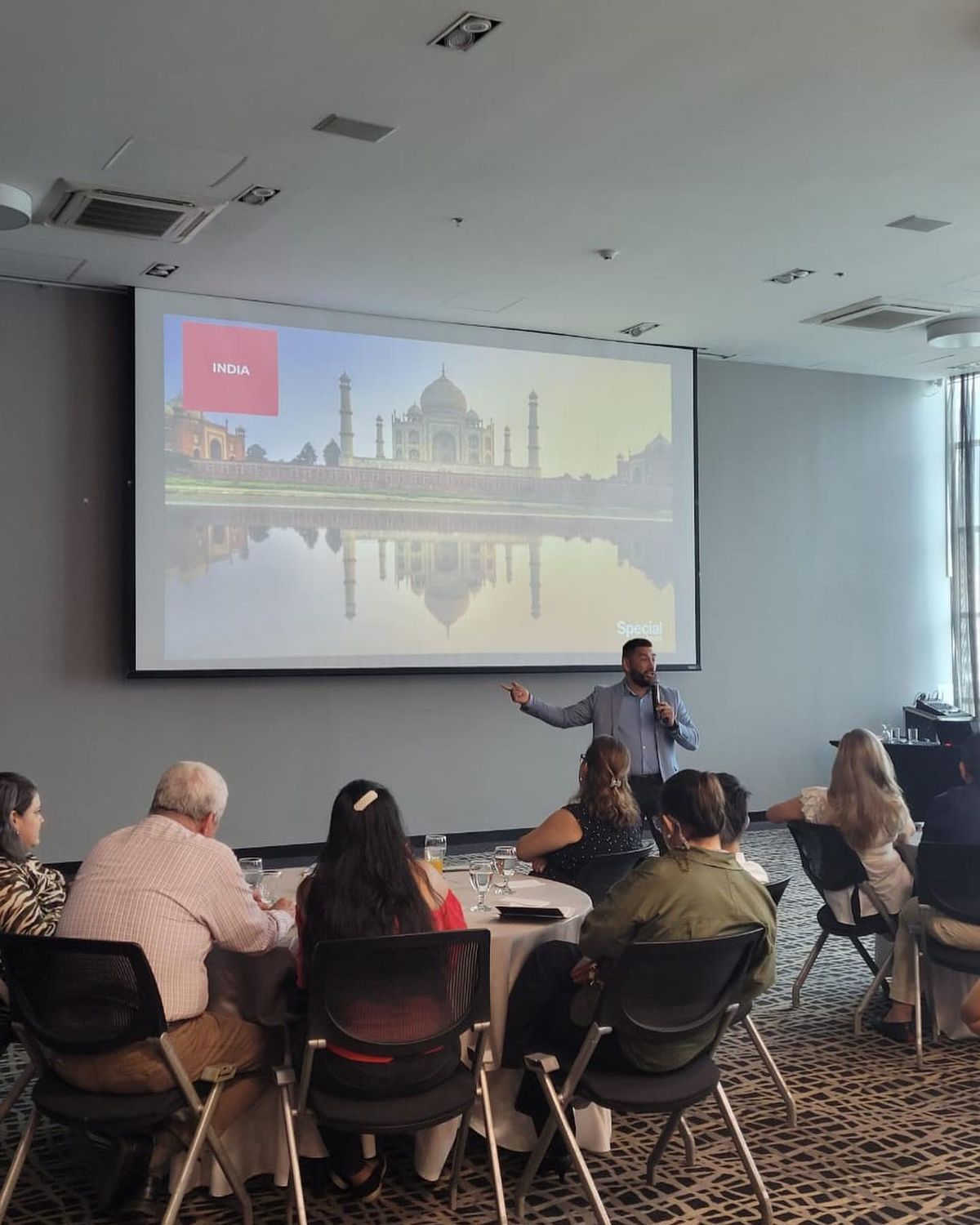 Capacitaciones de Air Europa en Colombia.