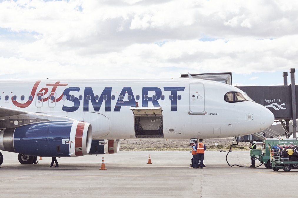 La aerolínea JetSmart ofrece cuatro frecuencias semanales al mediodía y los vuelos serán con su flota de aeronaves Airbus 320. - Ladevi Medios y Soluciones La aerolínea JetSmart ofrece cuatro frecuencias semanales al mediodía y los vuelos serán con su flota de aeronaves Airbus 320.