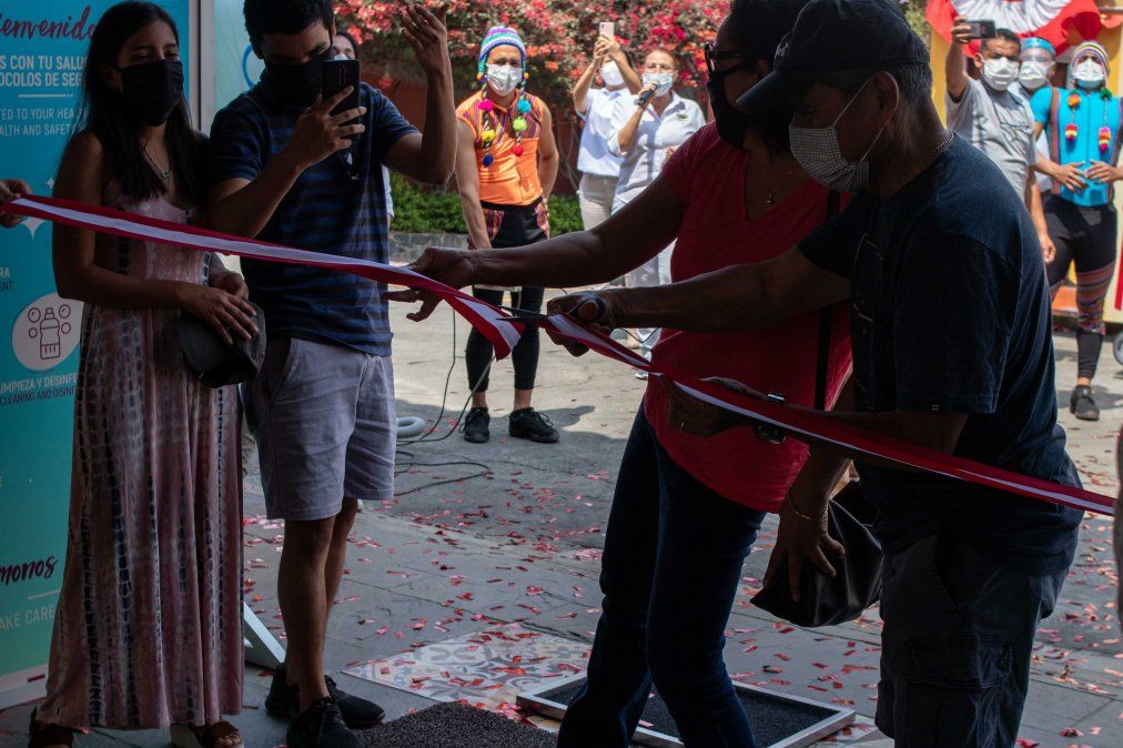 Reapertura del Hotel Decameron El Pueblo