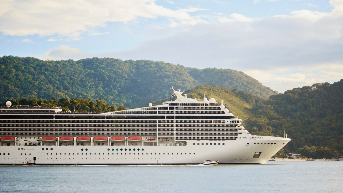Ete crucero te llevará a explorar tres países de América del Sur.