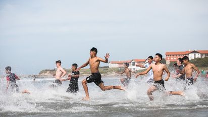 Verano: Matías Lammens detalló que el precio base por día, por persona, varía entre los $ 3000 y $ 5000 e incluye pensión completa en las Unidades Turísticas.