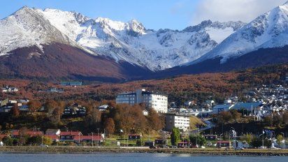 Ushuaia se viste durante el otoño de magníficos colores que convierten sus paisajes en postales únicas.&nbsp;
