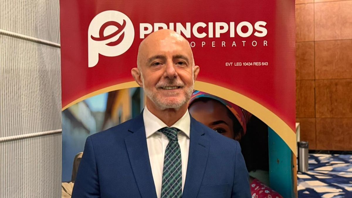 Oscar Juárez es el director de Principios Tour Operator.