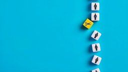 Reforma laboral elevaría costos y reduciría contrataciones, según encuesta de Fenalco.