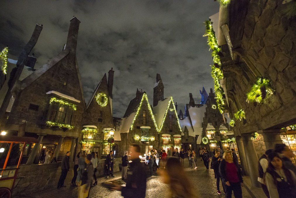 Universal Orlando Resort: Christmas in The Wizarding World of Harry Potter será una de las grandes celebraciones para cerrar el año en los parques temáticos. 