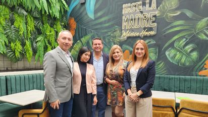John Moreno, Lizeth Martín, Omar Macedo Garcia, Doris Perez y Alejandra Bayona.