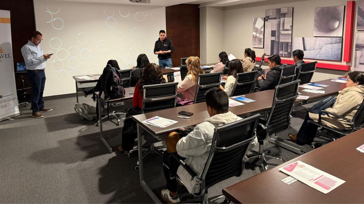 Capacitaci&oacute;n de Maxitravel sobre San Andr&eacute;s para agencias de viajes, en Quito.