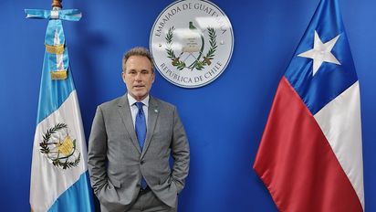Guatemala busca mayor conectividad aérea con Chile